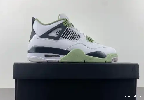 AQ9129-103 AQ9129-103 Jordan Retro Seafoam 4 0512